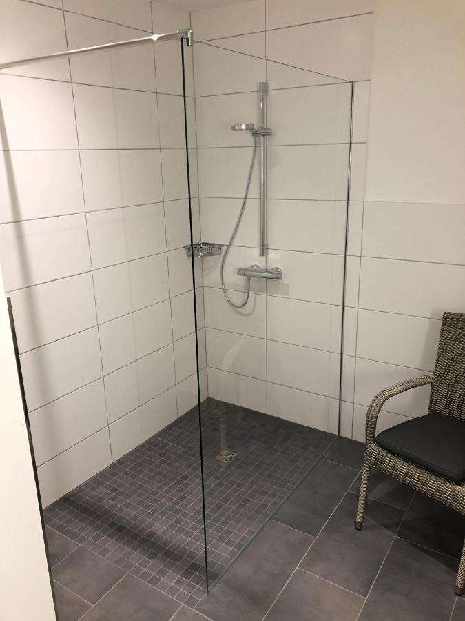Modernes Apartment In Ruhiger Lage, 70Qm, 4 Personen Brietlingen エクステリア 写真