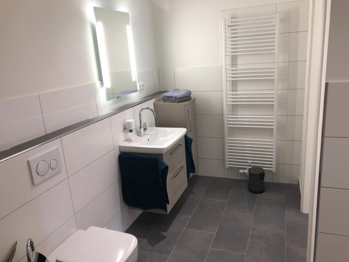 Modernes Apartment In Ruhiger Lage, 70Qm, 4 Personen Brietlingen エクステリア 写真